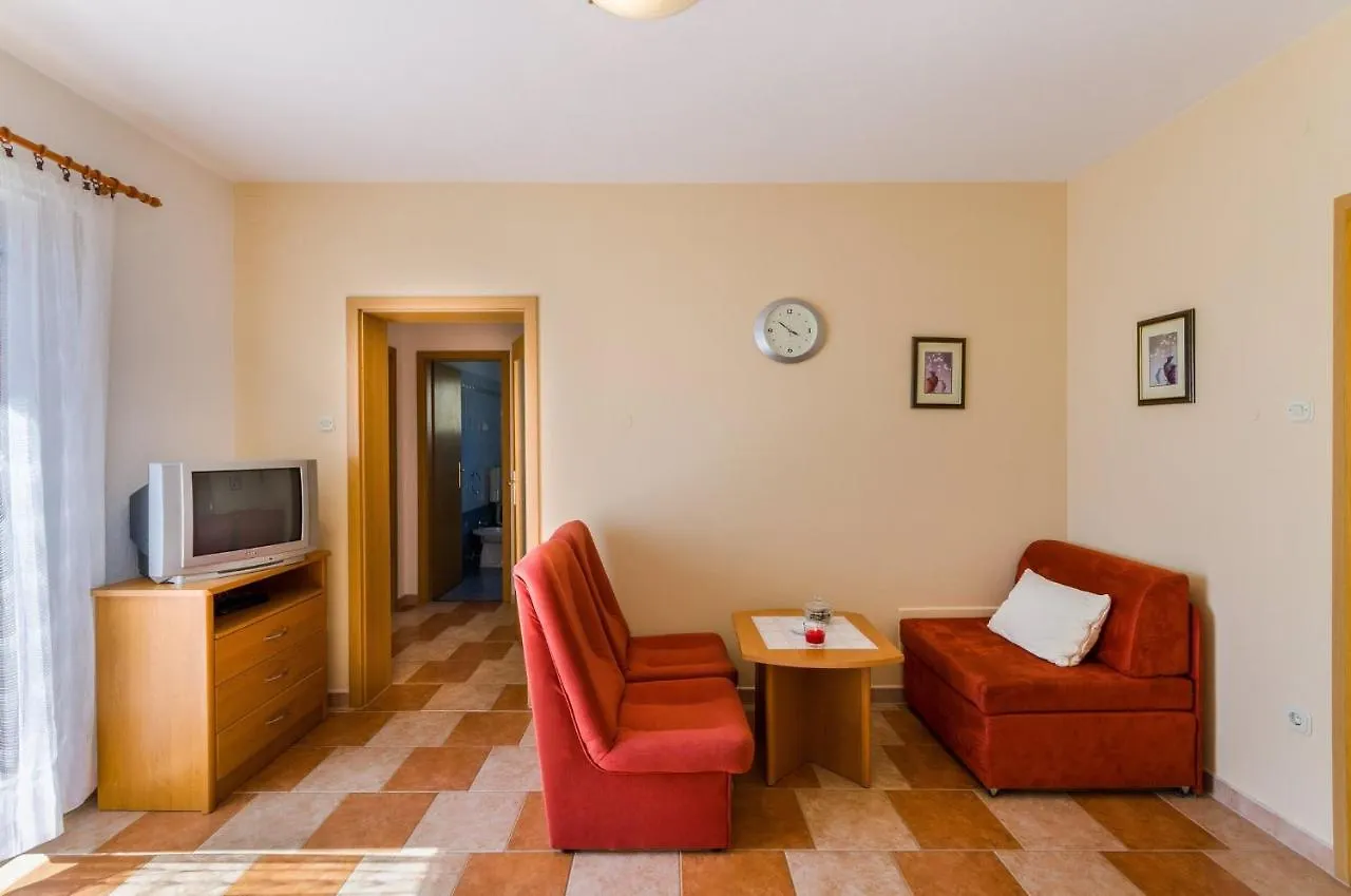 Two-Bedroom Apartment Crikvenica 19 Dramalj