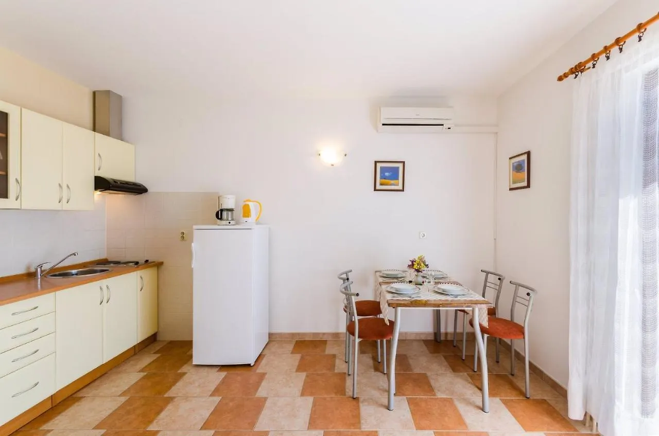 Two-Bedroom Apartment Crikvenica 19 Dramalj